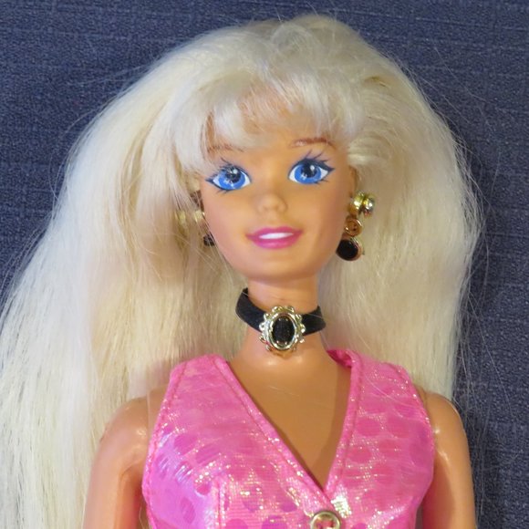Mattel Other - Vintage Barbie 1994 Cut and Style